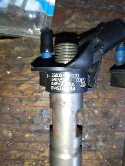 Predám vstrekovacie trysky na Kia Sorento Hyundai Santa fe