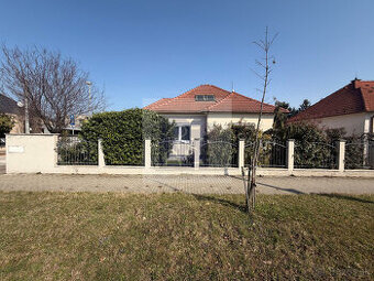 NA PRENÁJOM 3IZBOVÝ RODINNÝ DOM NITRA - CENTRUM