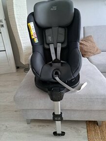 Britax Römer Dualfix M i-size