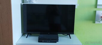 TCL televízor