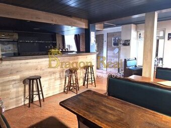 PRENÁJOM – Plne vybavený bar + salónik - MICHALOVCE