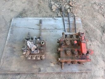 Hydraulický rozvádzač 3 sekciový