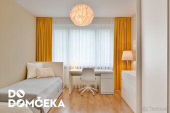 DO DOMČEKA | Vzdušný a kompletne zrekonštruovaný byt s balkó