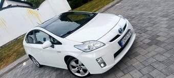 Toyota Prius 1.8 CVT Hybrid