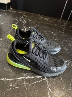 Notársky nike air max