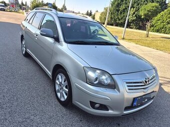 Predám Toyota avensis Combi Faclieft 2.2D D4 110kw r.v.2007