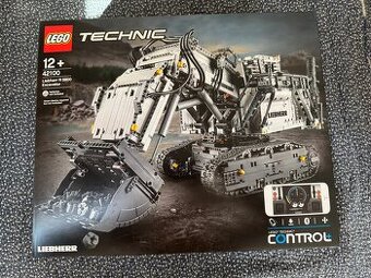 lego technic 42100