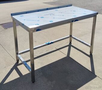 Kuchynské gastro stoly, nerezový nábytok, pracovný stôl