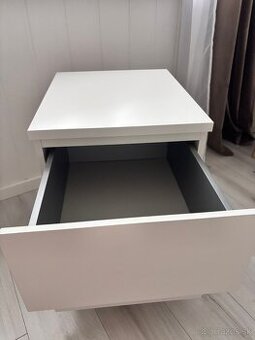 Predám nočné stolíky