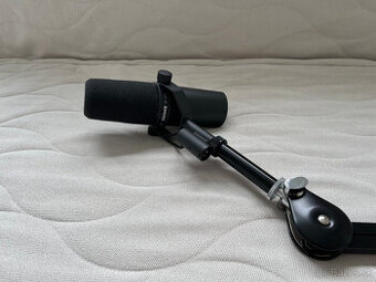 Shure SM7b + rameno Rode PSA1