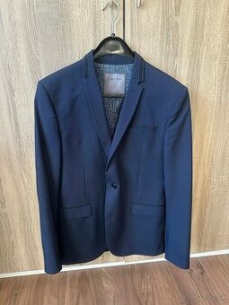 Pánske sako s nohavicami