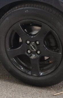 Predam letne 15" pneu Michelin aj liatinove dizky