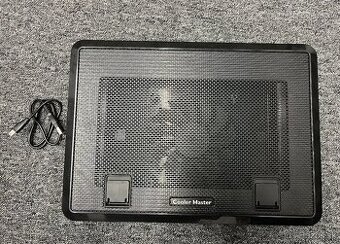 Cooler Master s USB hubom