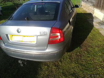 dvere, zadny naraznik, diely na škoda octavia II dvere