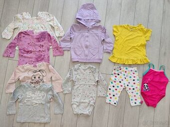 Balík oblečenia,v.80