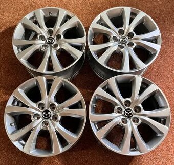 5x114,3 R18 Mazda CX5 / CX30 Original - ET 45 + senzor
