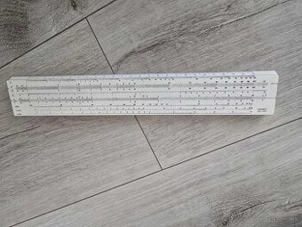 Logaritmicke pravítko