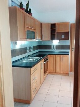 Prenájom 2-izbový byt Stred, Centrum Považská Bystrica