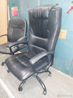 Kancelárska stolička