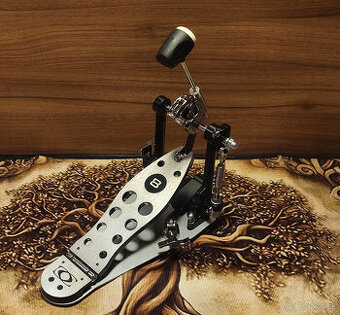 Pedál DrumCraft DC-8 - V-2.0 v TOP stavu