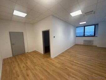 Prenájom kancelárií v Žiline, 55m2, s parkovaním..