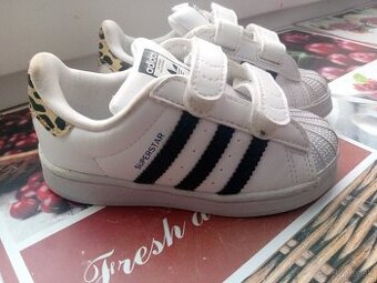 Adidas tenisky