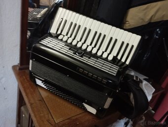predám akordeón Hohner 96 b
