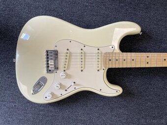 Fender USA Standard Stratocaster 2005