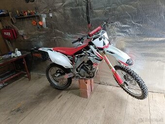 Predám Honda crf 250 2013