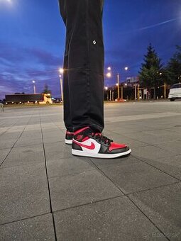 Predám nové Jordan 1 Mid Fire Red ORIGINÁL