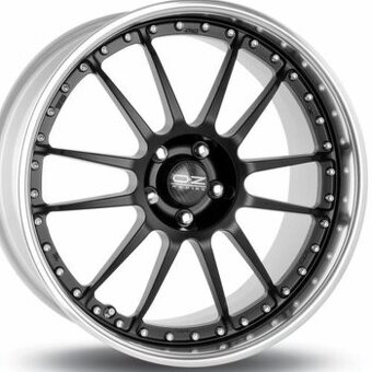 OZ racing superleggera III r19 třídílné kované