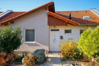 Na predaj 3-izbový rodinný dom so zimnou záhradou Rajka