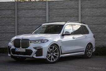 BMW X7 xDrive M50d - B&W, 360, Pano...