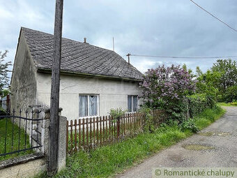 Pozemok 380 m2 so starším domom 55m2 so začatou rekonštruk