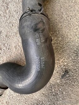 Tlakova rurka vzduchu golf 1.9 tdi