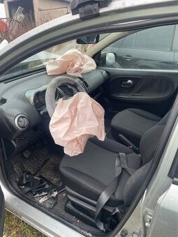 Predám Nissan Note 1,4 dci na náhradné diely