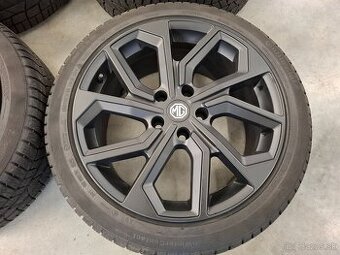 4ks zimne ALU 5x120 R19 8,5J ET50 MG MARVEL