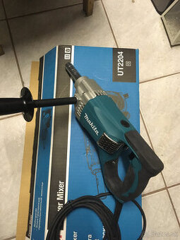 Makita UT2204 miešadlo