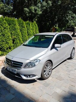 Mercedes B180 D automat - 1