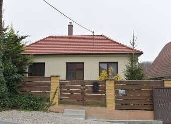Rezervovaná. Na predaj štýlová chalupa, Záhorie, okres Senic