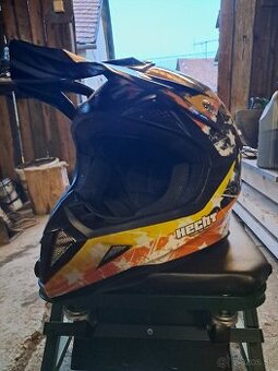 Motocross prilba