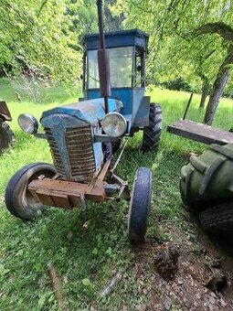 Zetor 25