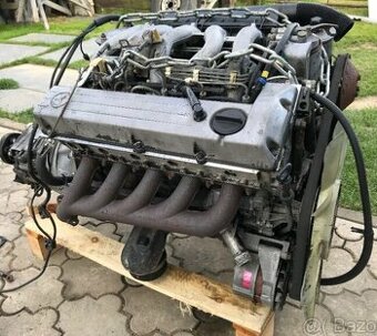 Motor Mercedes 250 Diesel / 5.Valec