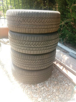 235/45 R20 , 100€ sada