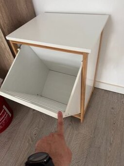 Skrinka/Kôš na prádlo