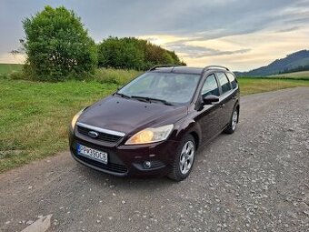 Ford Focus 1.6 benzin combi