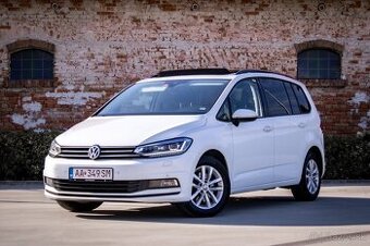 Volkswagen Touran 1.6TDI SCR Comfortline - PANO, ACC