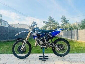 YAMAHA YZ125