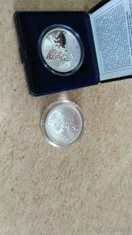 2 kusy striebornych minci Auschwitz