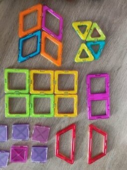 Kreatívna magnetická stavebnica